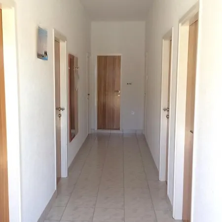 4563d Apartamento Orebić