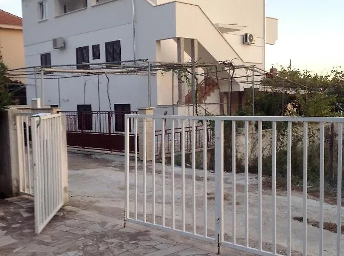 4563d דירה אורביץ